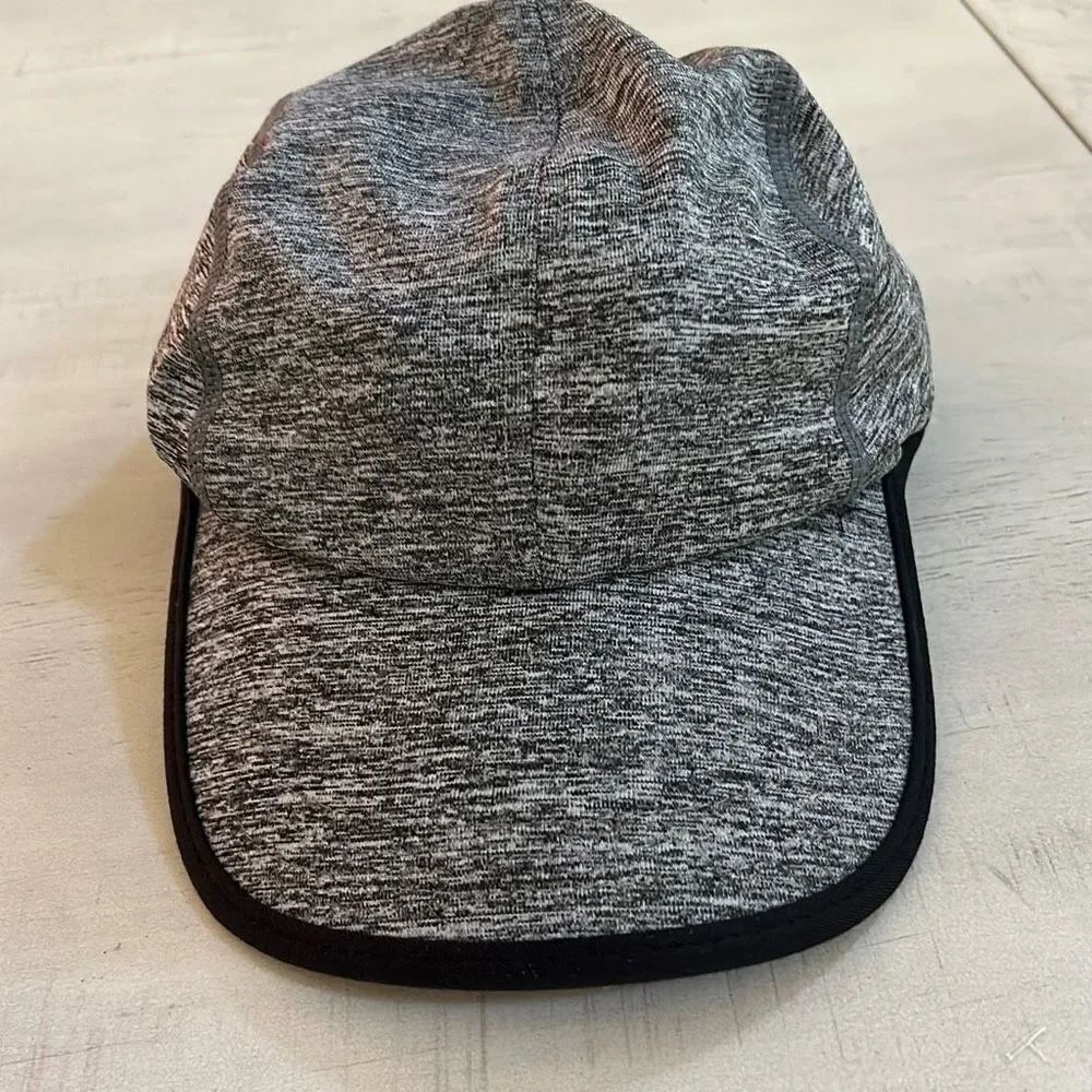 Tek Gear Gray Knit Hat